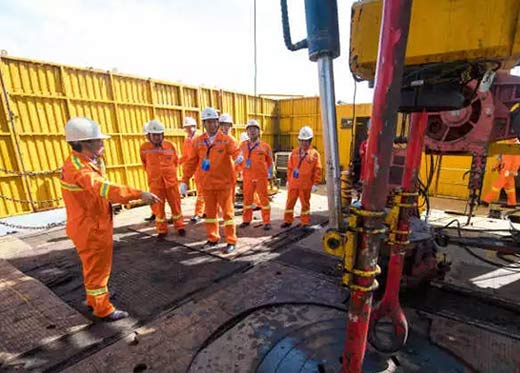 鉆井深度達7018米!“地殼一號”創鉆井新紀錄